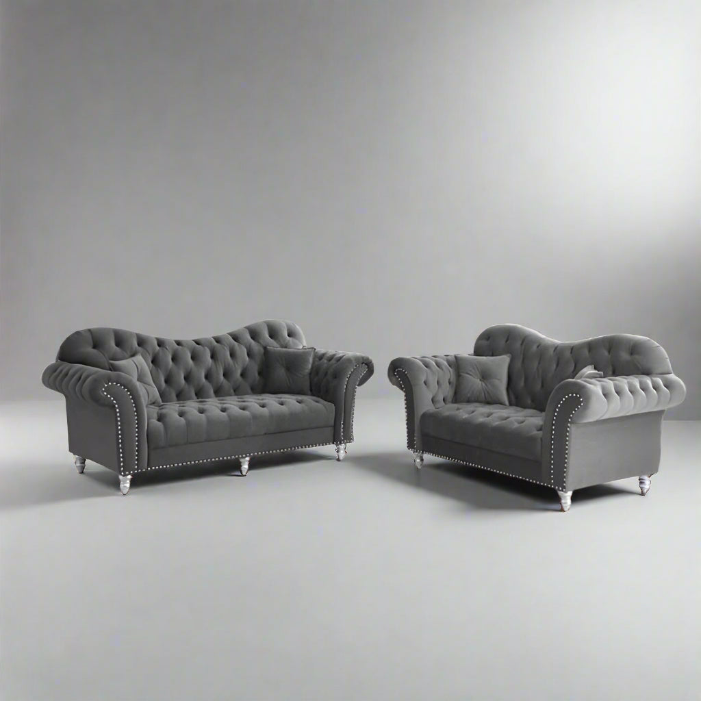 Elegance Chesterfield Sofa | Including Footstool